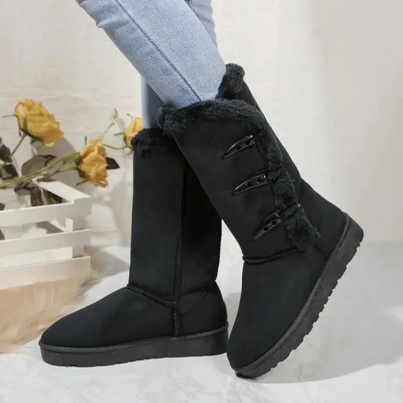 Women's plush snow boots with wool lining, cozy winter style, durable synthetic exterior