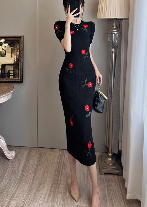 Robes portefeuille brodées à fleurs noires élégantes pour l'été - Urbann-Vibe