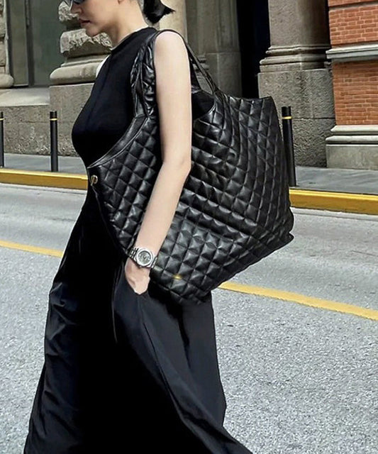Sac à main élégant en peau de mouton noire, polyvalent et durable - Urbann-Vibe