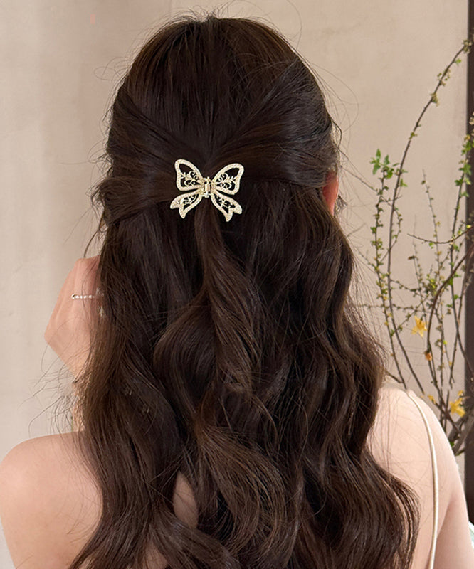 Épingle à cheveux élégante en alliage d'or avec perle et papillon ajouré - Urbann-Vibe