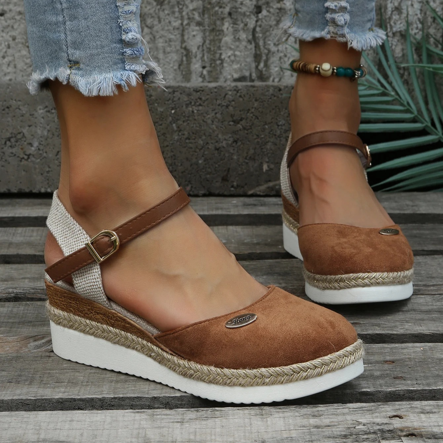 Women's closed-toe espadrille wedge sandals with adjustable slingback buckle, casual summer style