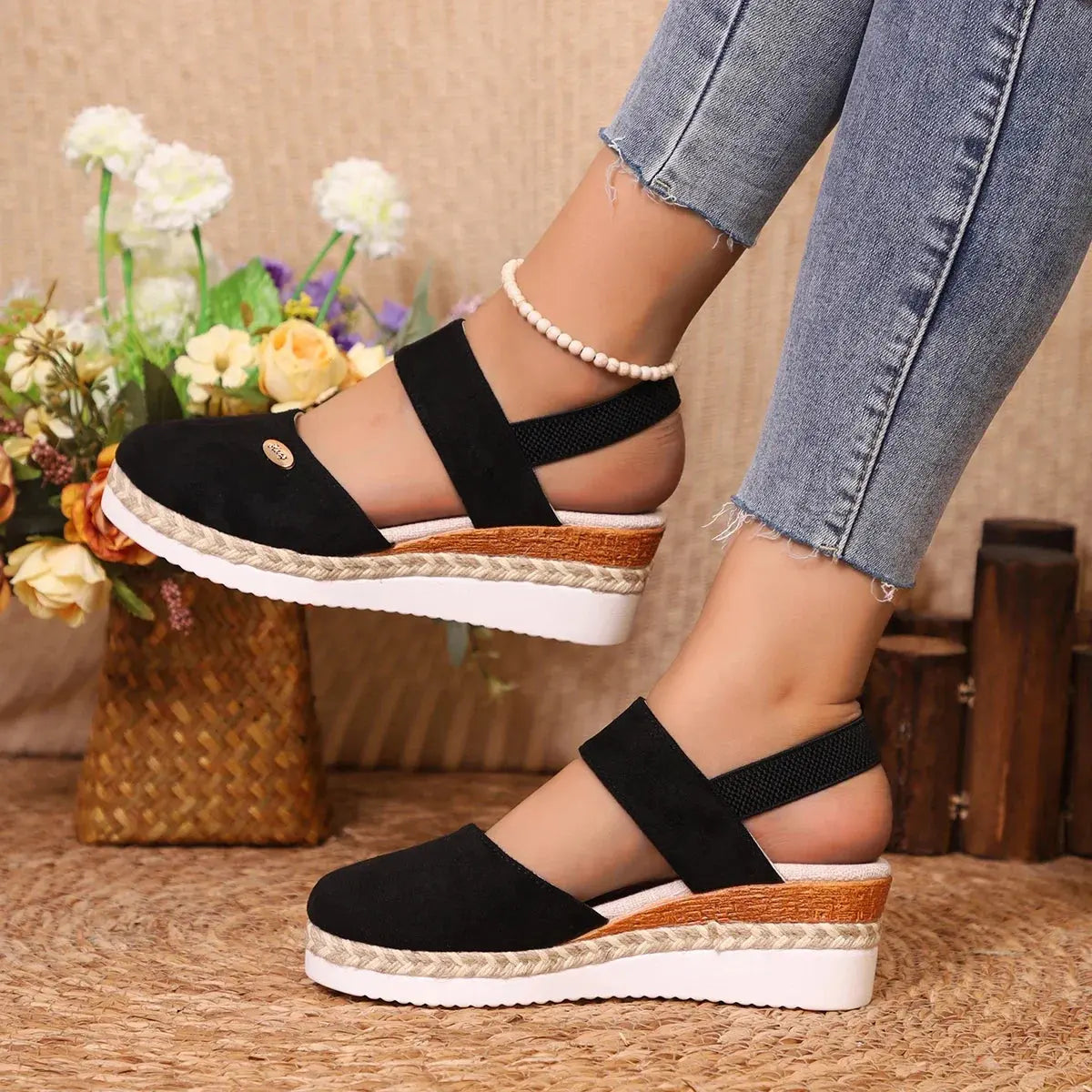 Women's closed toe wedge sandals with cushioned platform and adjustable buckle strap, stylish summer footwear