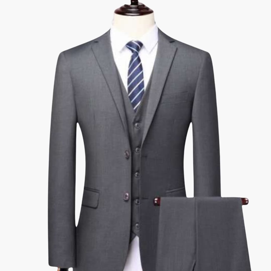 Men's charcoal three-piece suit notched lapel jacket vest straight-leg pants classic formal style
