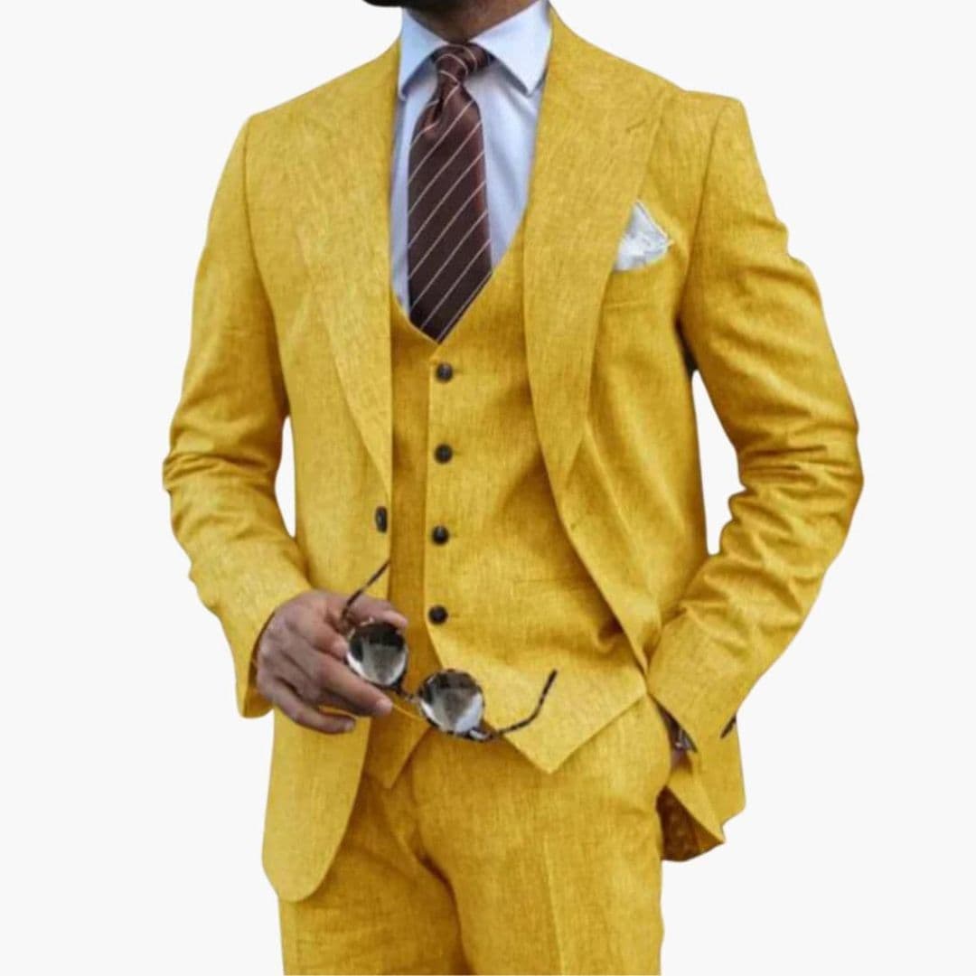 Navy three-piece men's suit notched lapel jacket sleeveless vest straight pants business formal