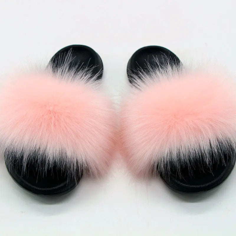 Women's cozy slip-on slippers soft plush interior warm non-slip sole comfort loungewear footwear