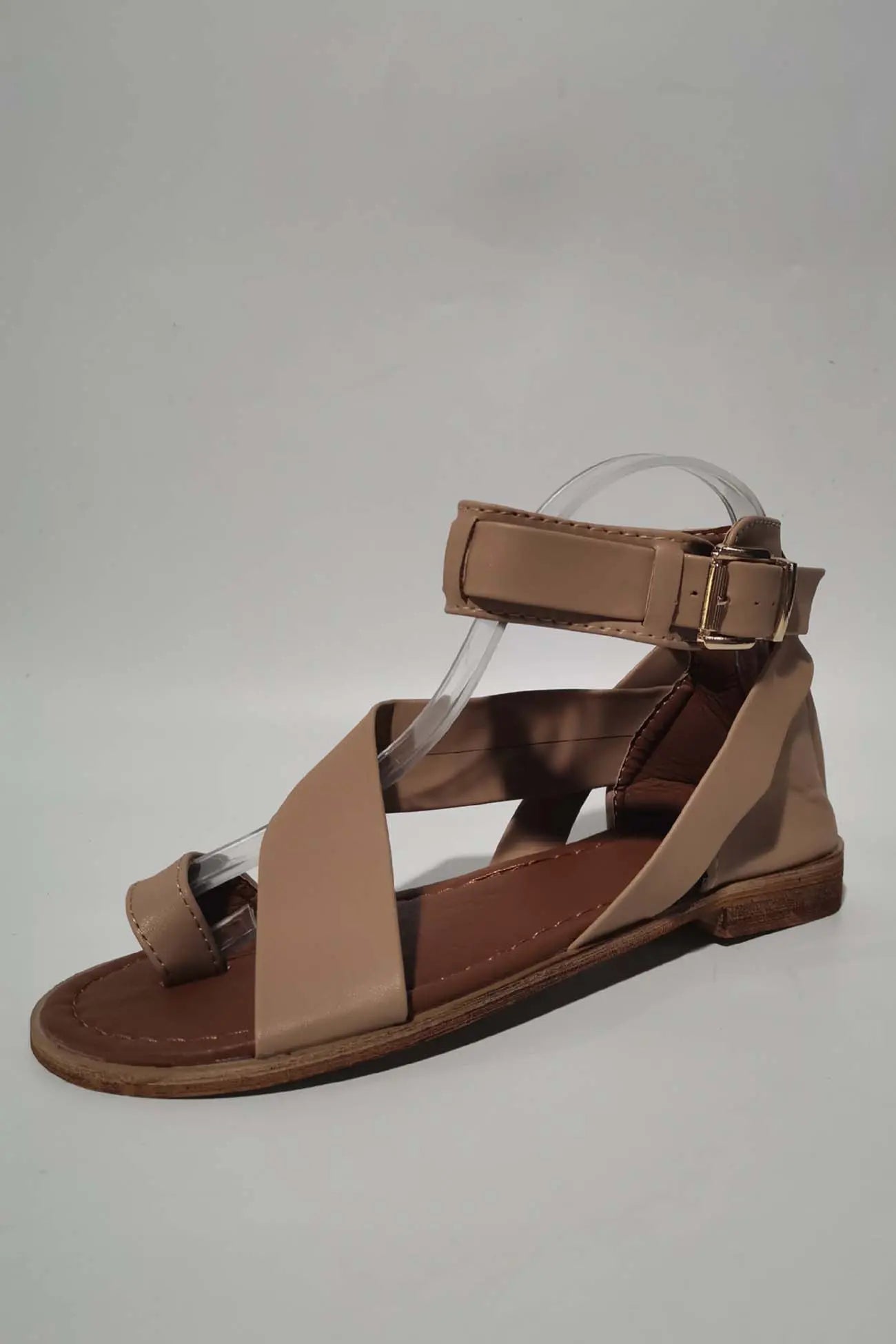 Women crisscross flat sandals beige textured PU straps open-toe adjustable ankle strap summer comfort