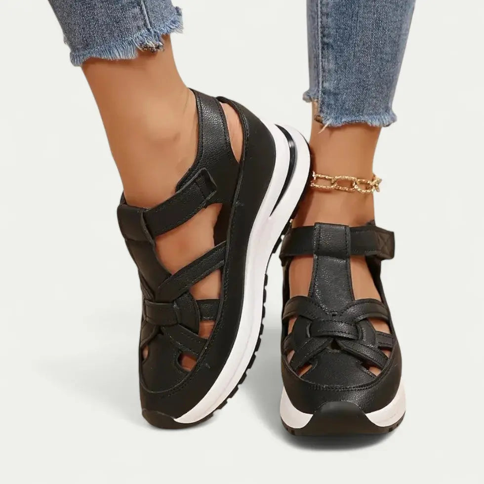 Women's cushioned walking sandals with adjustable straps, memory foam insole, casual orthopedic style
