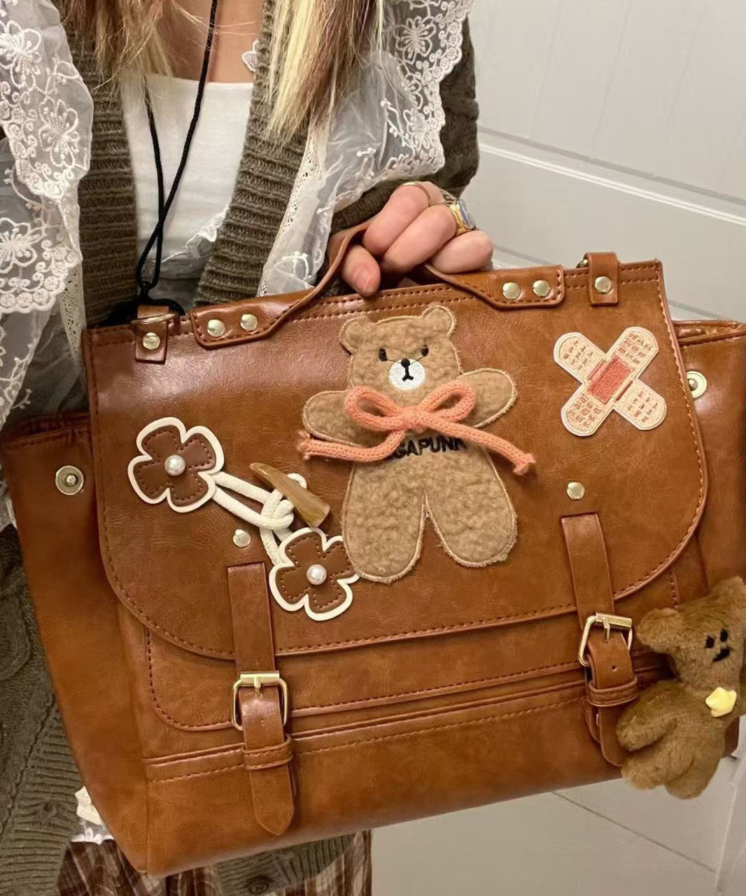 Sac à dos en similicuir avec motif ours brun - Urbann-Vibe