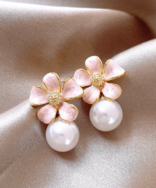 Boucles d'oreilles puces mignonnes en alliage de métal rose avec perles et effet floral coulant - Urbann-Vibe