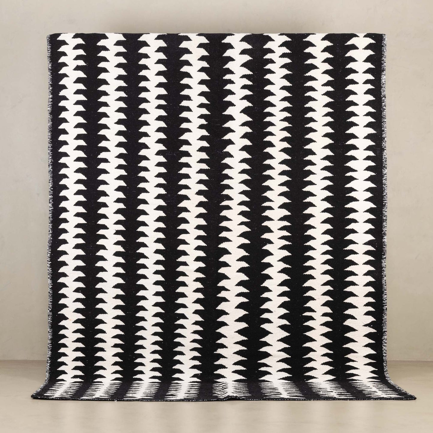 Fadma - taznakht kilim rug - Urbann-Vibe