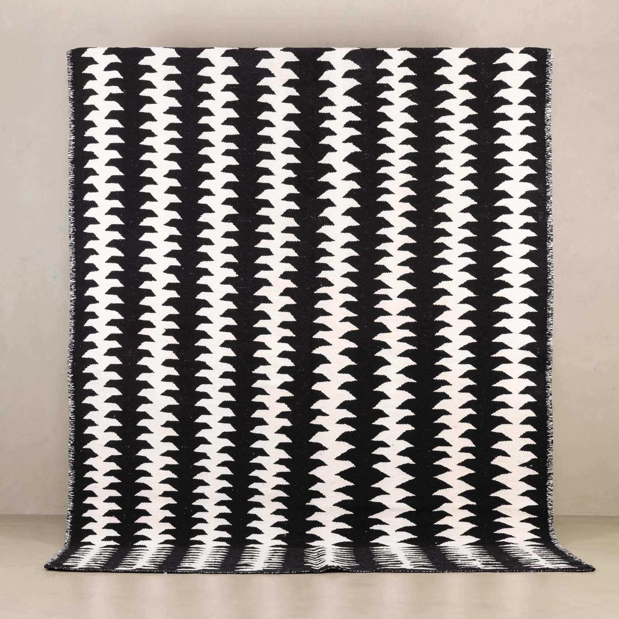 Fadma - taznakht kilim rug - Urbann-Vibe