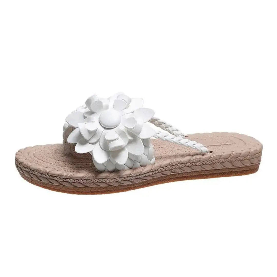 Women's boho woven slip-on sandals with 3D daisy floral appliqué, flat summer beach style