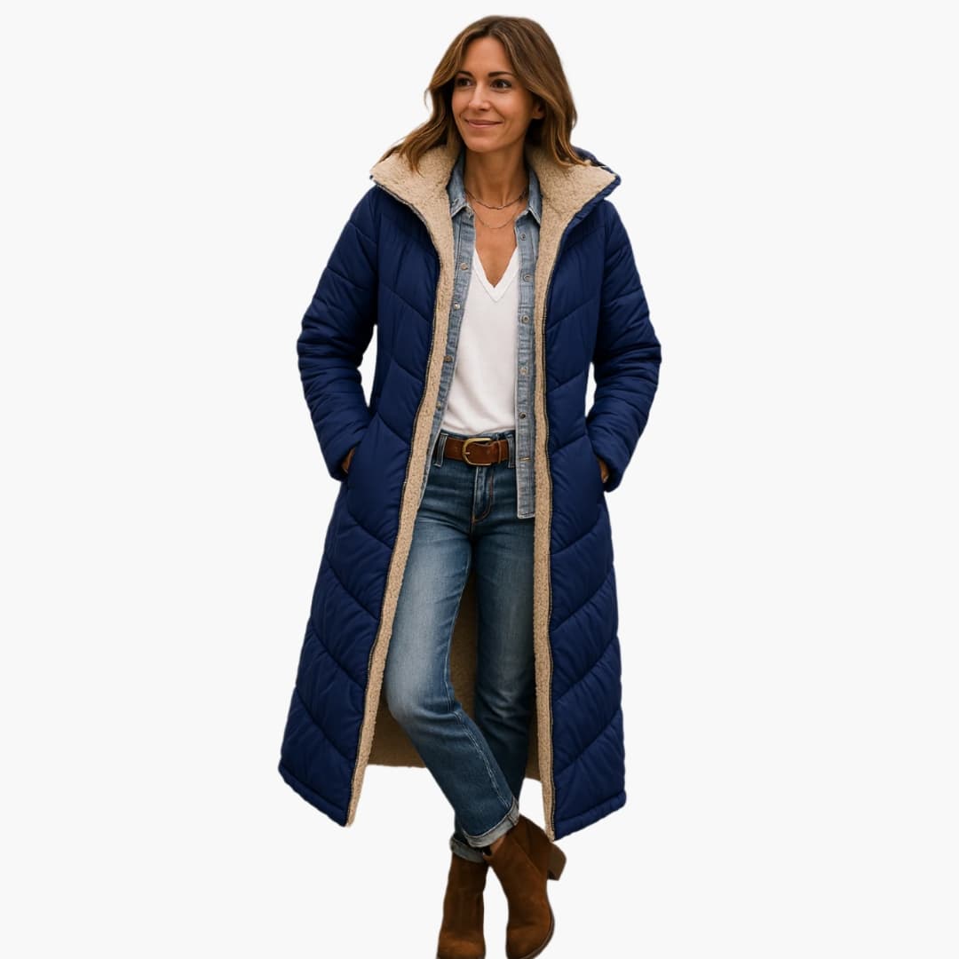 Women's quilted puffer coat with hood, full zip, lined interior, cold weather style