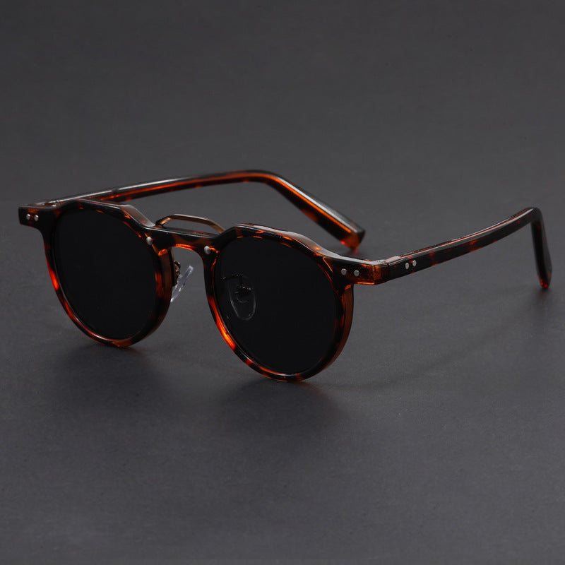 Johns sunglasses UV400 protection lightweight frame modern urban style everyday eyewear
