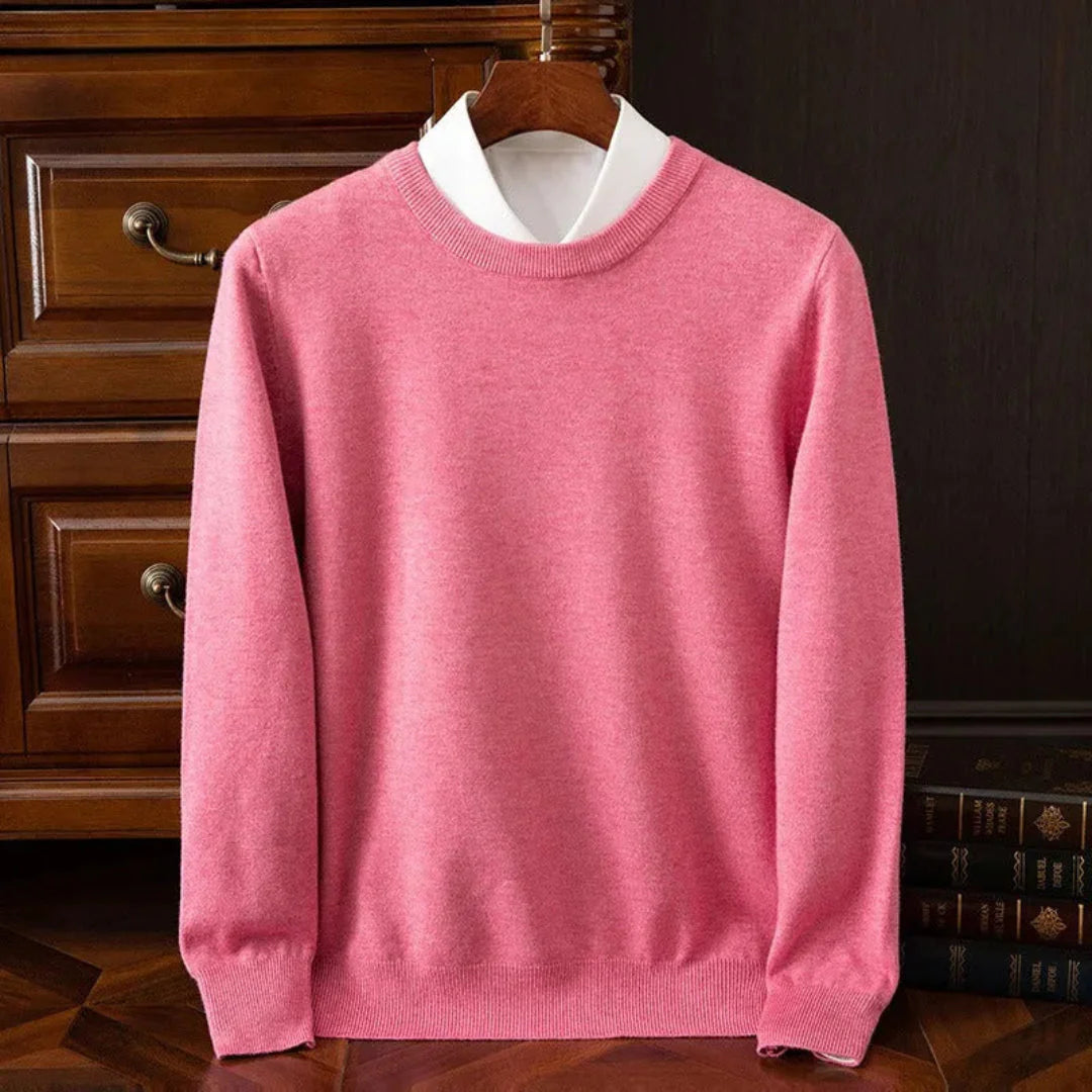 Men lightweight ivory cashmere crew neck sweater with premium soft knit finish