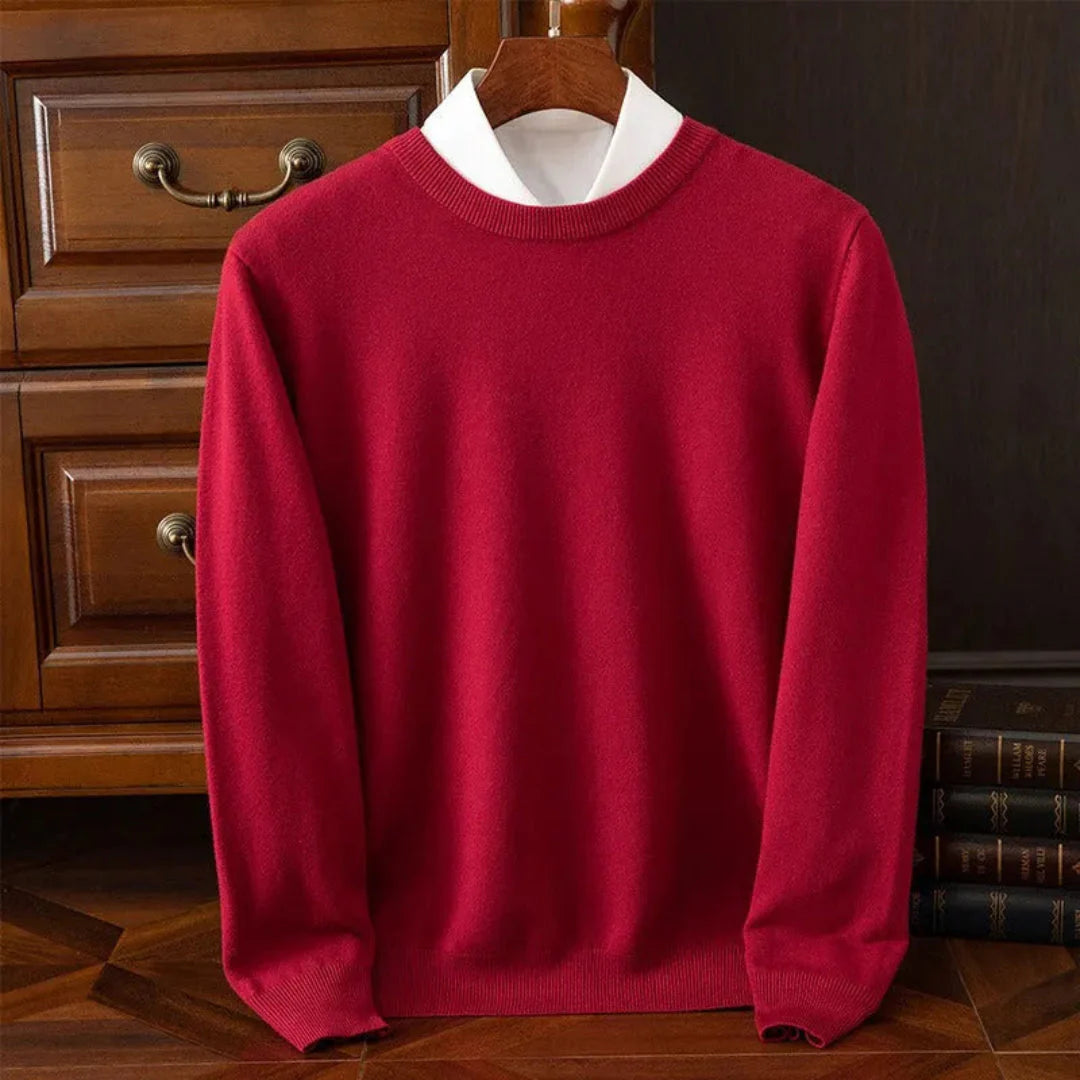 Men's lightweight ivory cashmere crew neck sweater with premium soft knit finish
