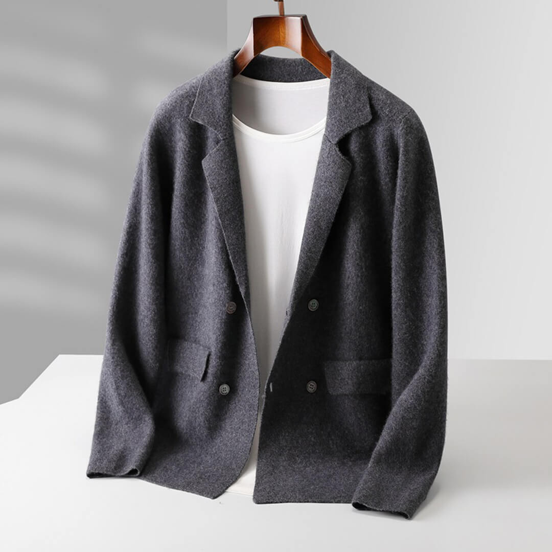 Women's ivory cashmere cardigan tailored fit with deep pockets, ultra-soft 100% cashmere knit