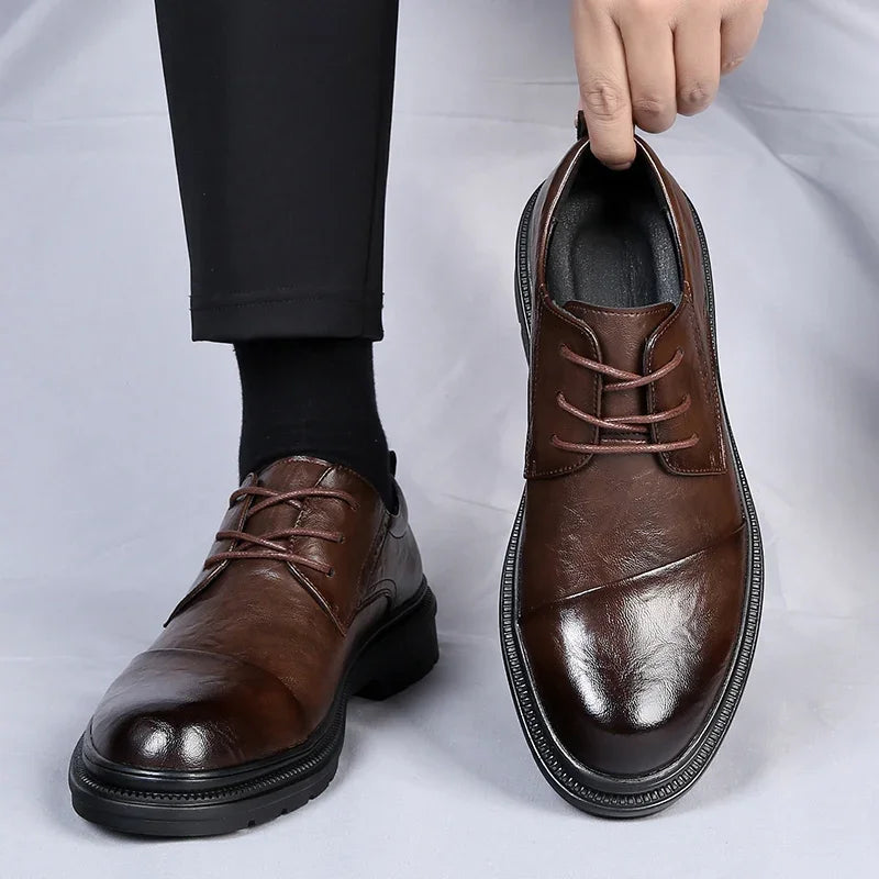 Edwin men's genuine leather cap-toe Oxford shoes in high-shine finish for all-day comfort