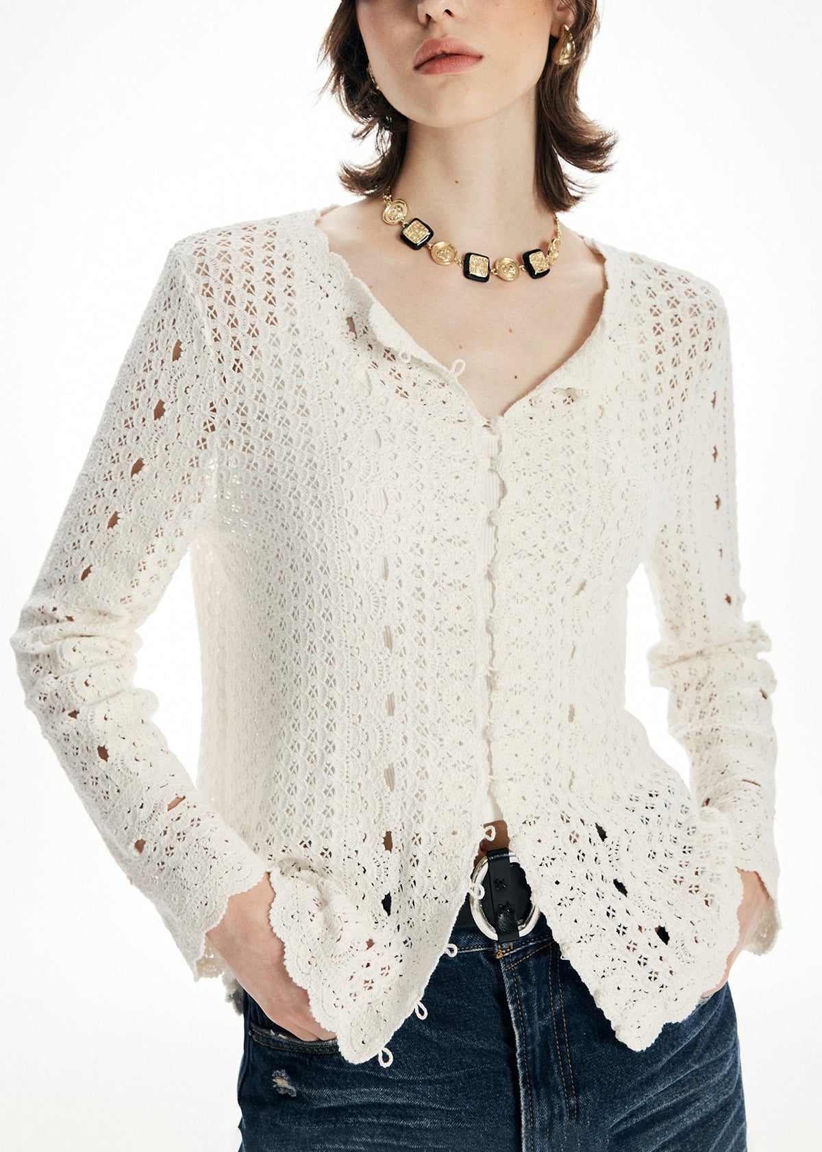Élégant cardigan beige à col rond et ajouré en tricot pour l'automne - Urbann-Vibe