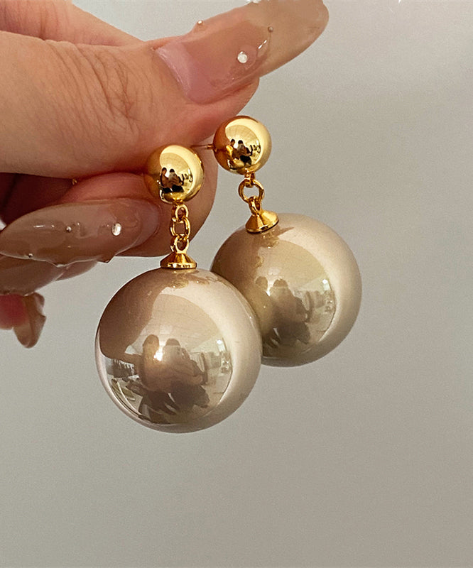 Boucles d'oreilles pendantes élégantes en métal doré et perles de couleur champagne - Urbann-Vibe