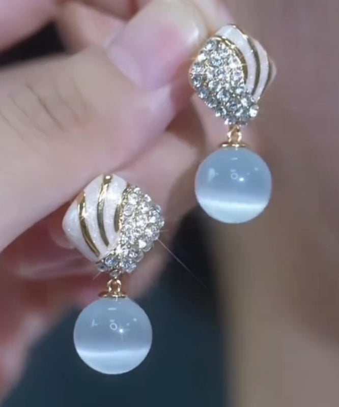 Boucles d'oreilles pendantes élégantes en alliage bleu clair avec pierre œil de chat en zircon - Urbann-Vibe