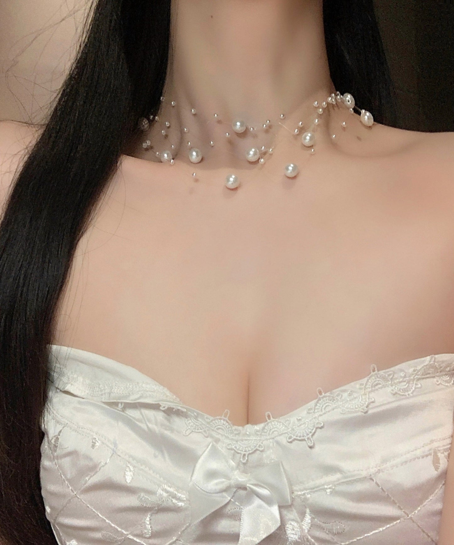 Collier élégant en alliage blanc multicouche avec perles et ciel étoilé - Urbann-Vibe
