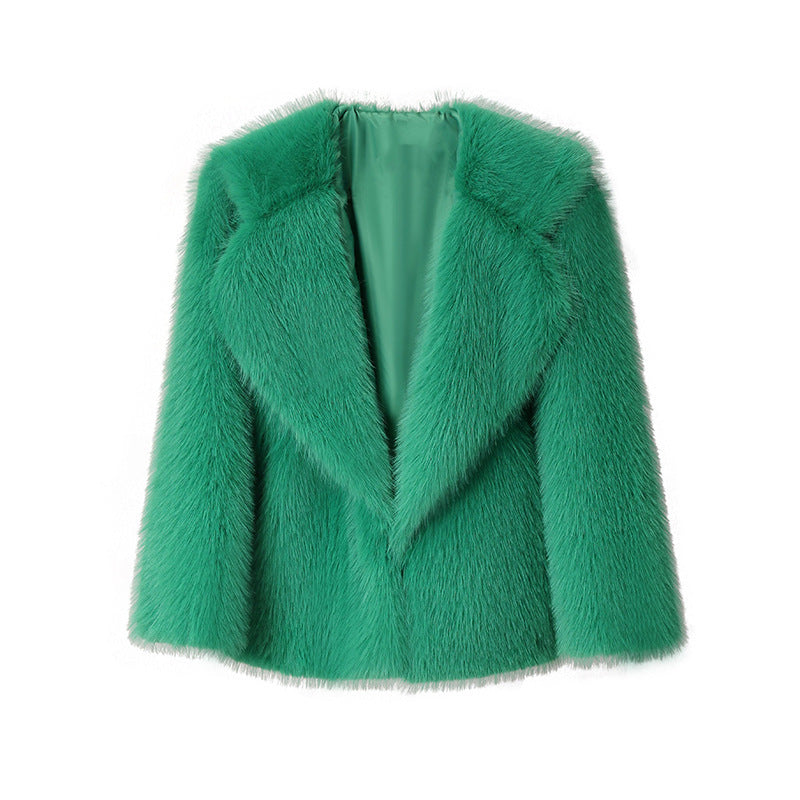 White faux fur jacket women long sleeves vintage silhouette plush winter elegance