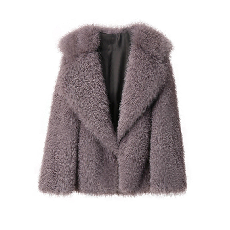 White faux fur jacket women long sleeves vintage silhouette plush winter elegance
