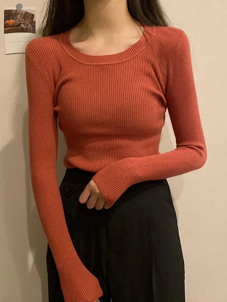 Women's slim fit O-neck sweater long sleeve autumn winter knit pullover elegant silhouette