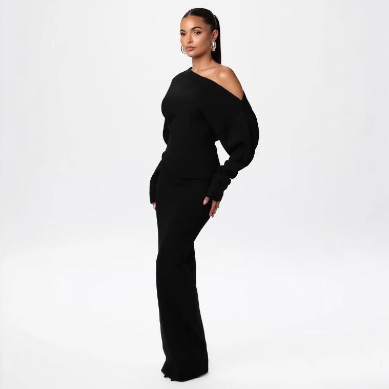 Elegant women's slim fit long sleeve evening dress in refined style, flattering silhouette