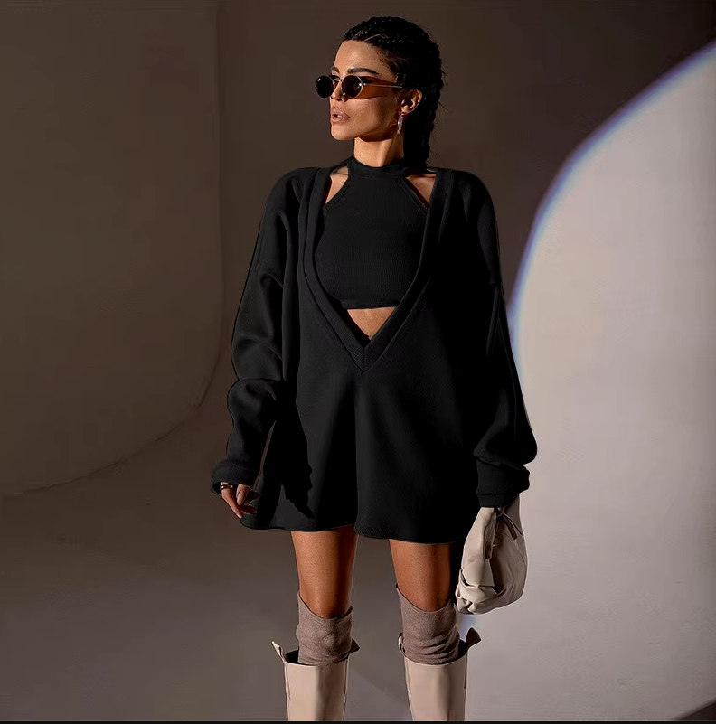 Women's ribbed tweed two-piece set, cropped top and high-waist bottom, elegant winter style