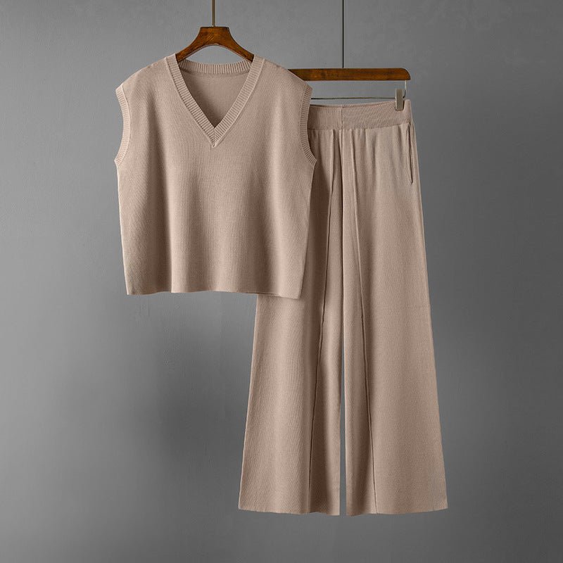 Women's knitted 2-piece set wide-leg pants sleeveless V-neck top soft viscose blend relaxed elegant style