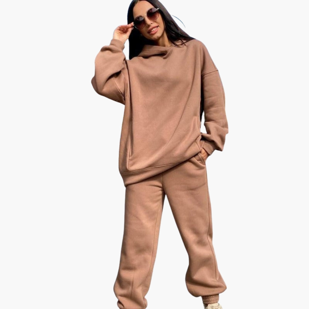 Women's two-piece hoodie jogger set elastic waist relaxed fit cozy coordinated loungewear