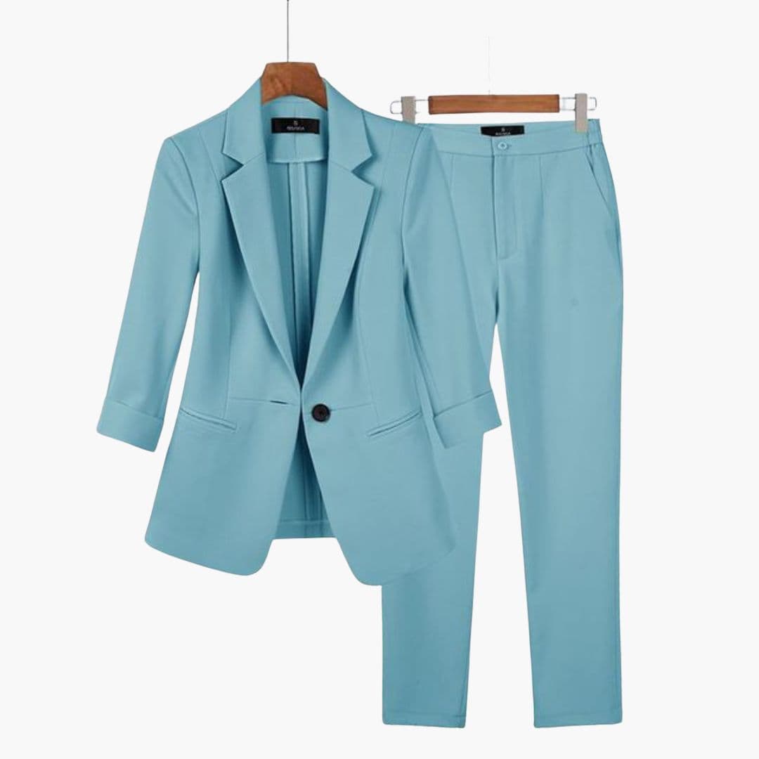 Women's fitted notch collar blazer and pants suit set in professional two-piece office style
