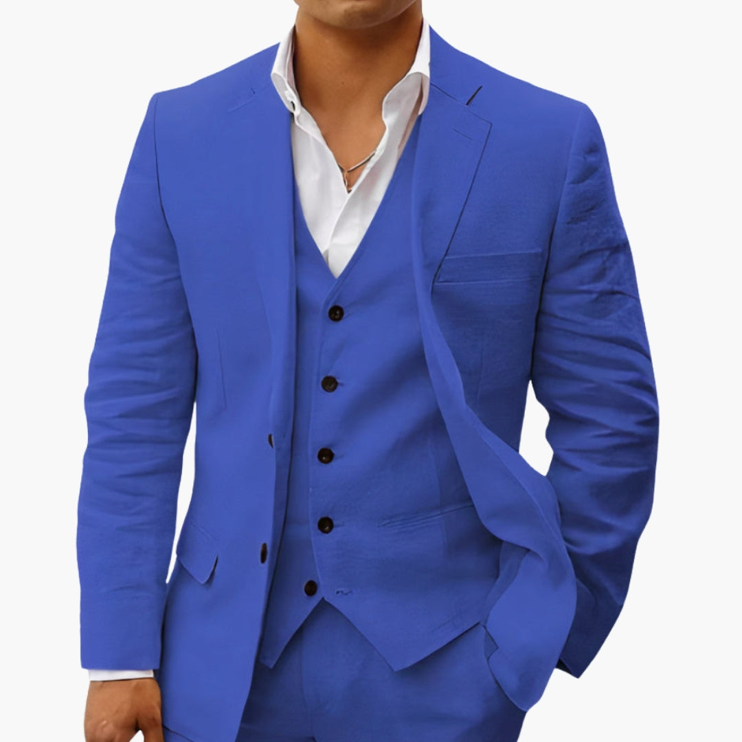 Men's slim fit two-piece suit set with notched lapels, blazer and trousers in classic formal style
