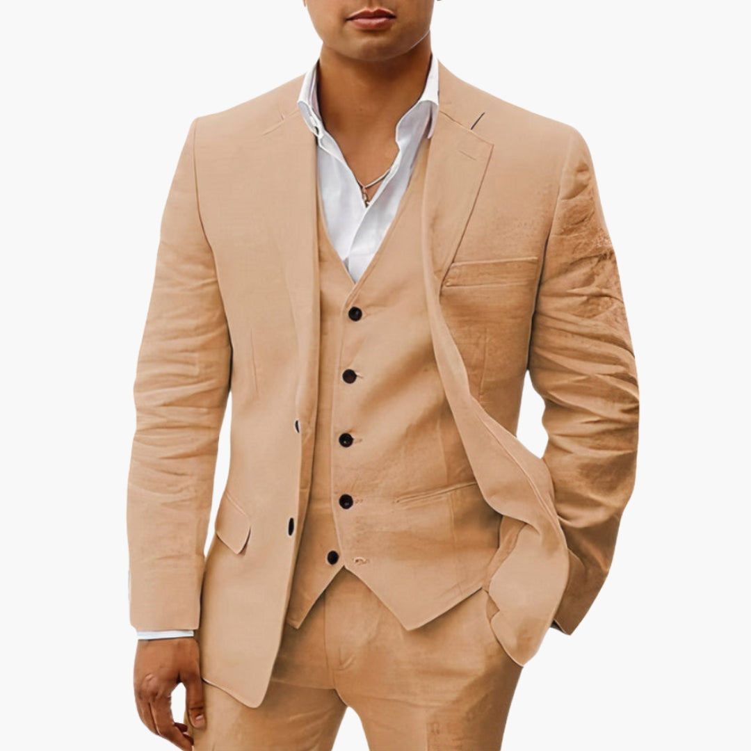Men's slim fit two-piece suit set with notched lapels blazer and tailored trousers for formal wear