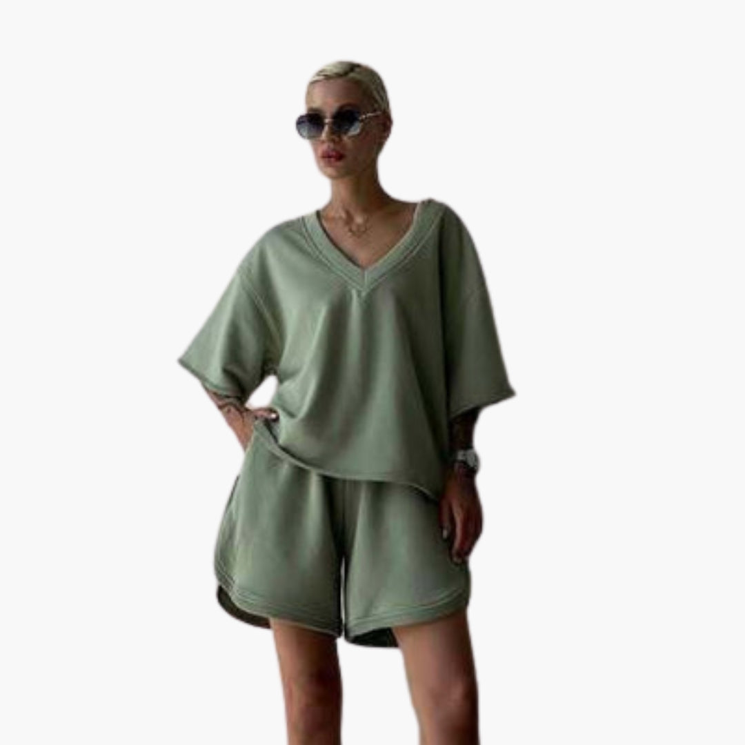 Women's loose V-neck sports set with elastic waist shorts, lightweight activewear for workouts