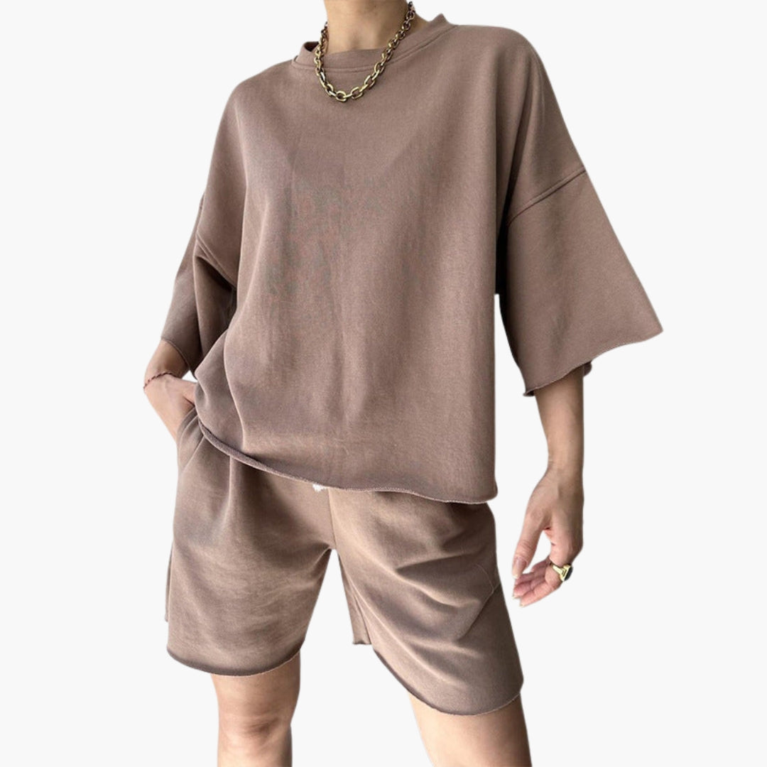 Women's crop top drawstring shorts sport set elastic waist two-piece activewear relaxed fit