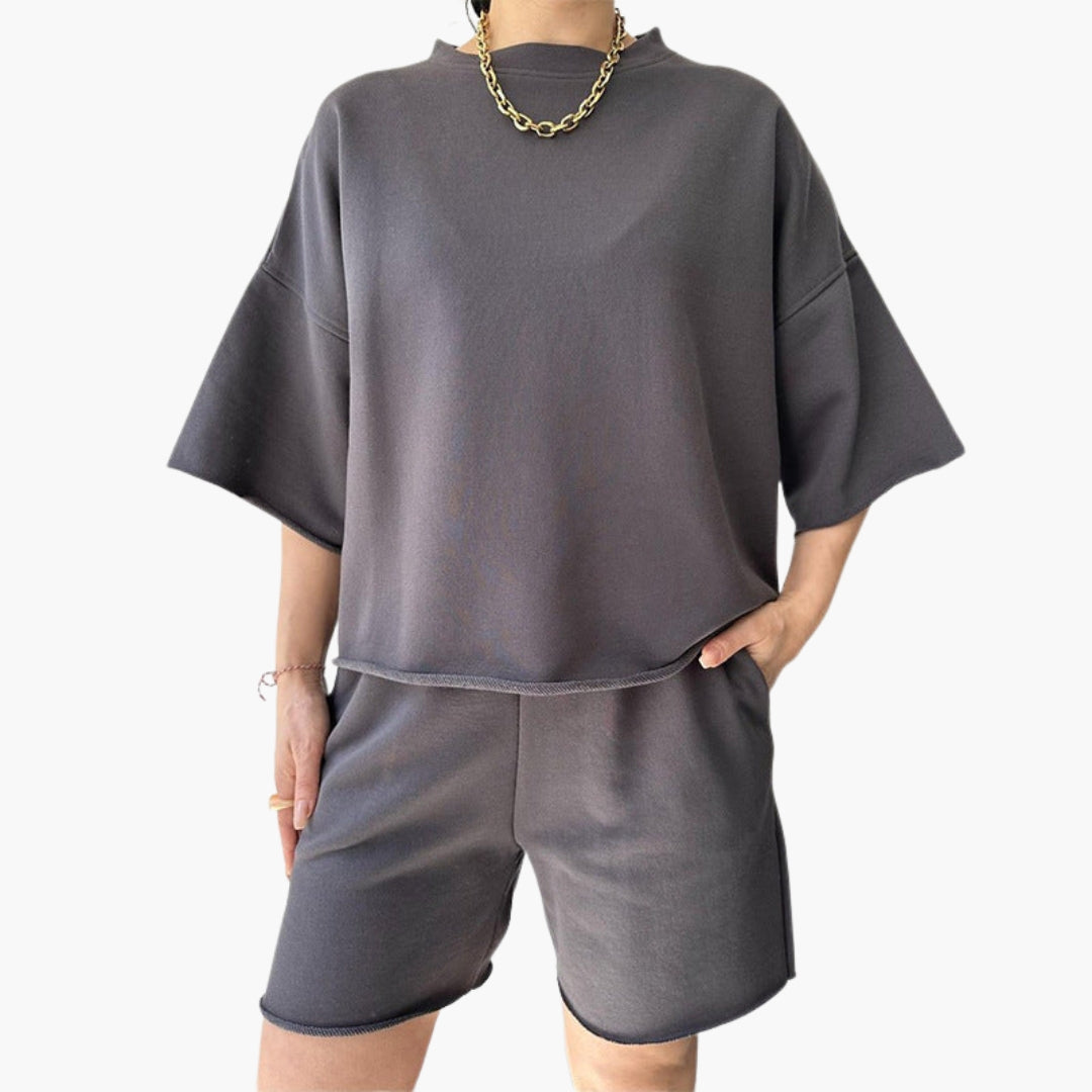 Women's crop top & drawstring shorts sport set elastic waist two-piece activewear relaxed wide sleeve