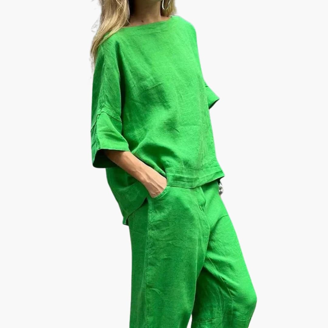 Women's textured woven two-piece set boat neck structured top straight pants with pockets summer outfit