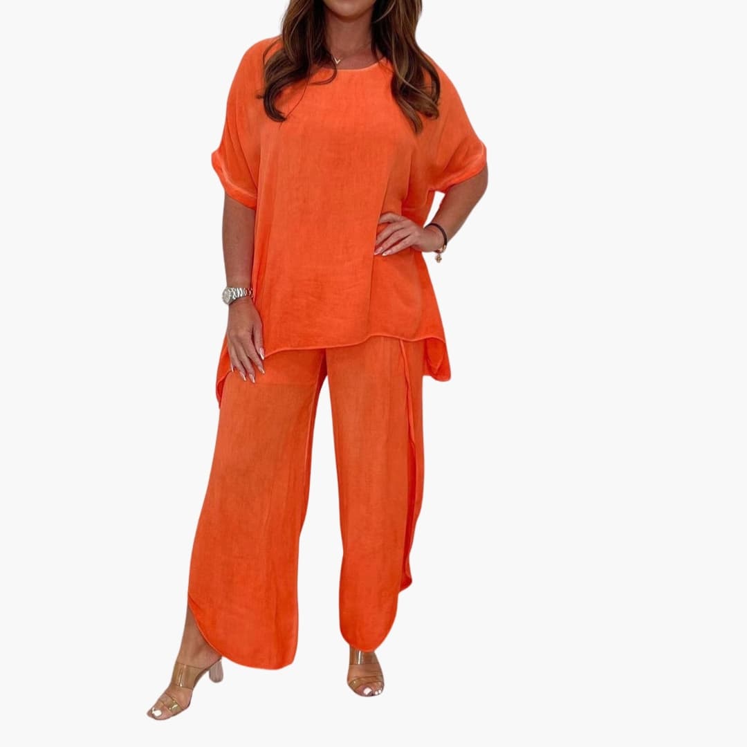 Women's loose two-piece set with wide-leg pants, round neckline, short sleeves, elastic waist