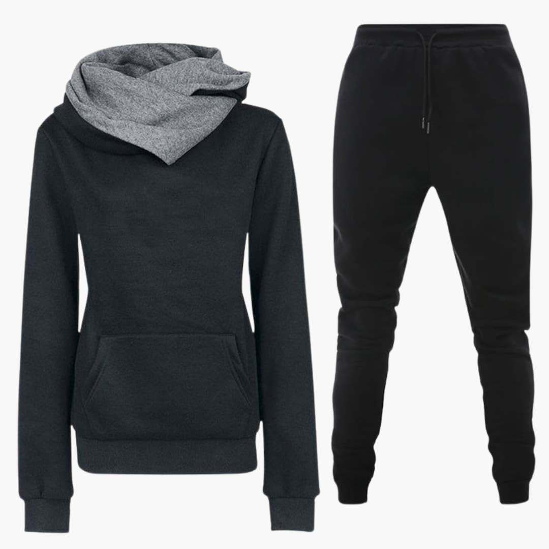 Women's gray pullover hoodie and jogger set with pockets, relaxed athleisure two-piece outfit