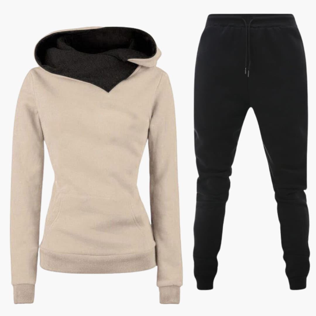 Women's heather gray pullover hoodie and jogger set with pockets, relaxed athleisure two-piece