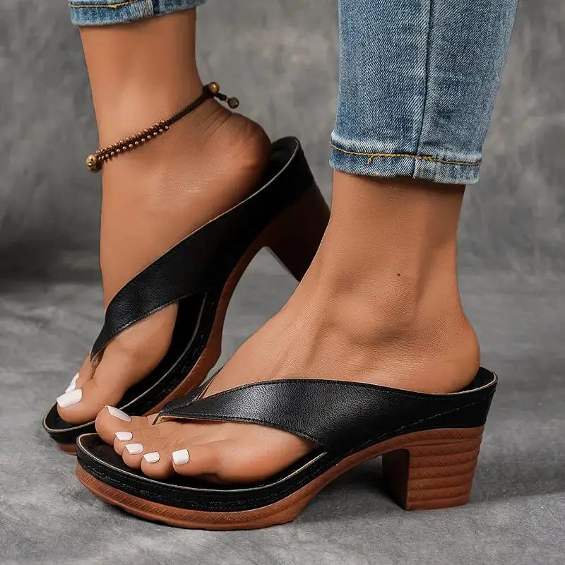 Women's ergonomic heel sandals with supportive cushioned footbed and breathable perforated insole design