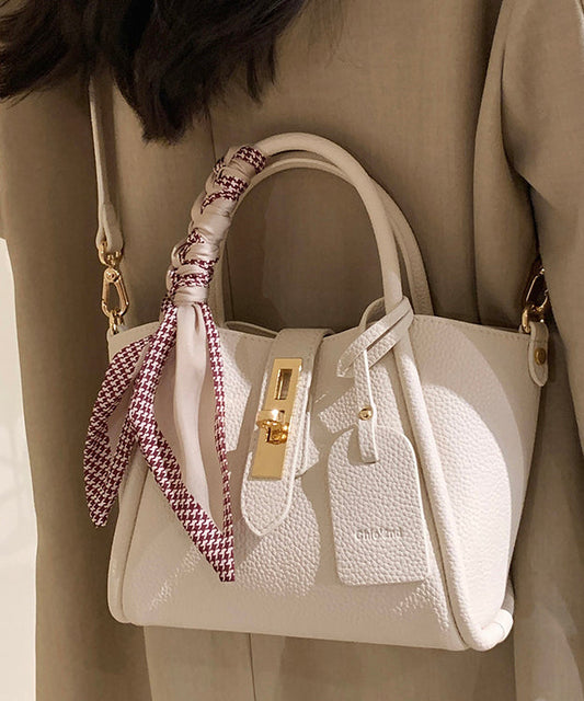 Sac bandoulière tendance en similicuir beige résistant - Urbann-Vibe