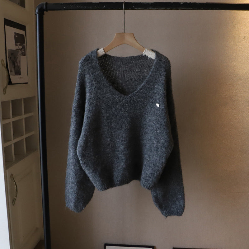 Fiorentina women's soft poly-blend V-neck sweater in cozy warm fit with vintage collar