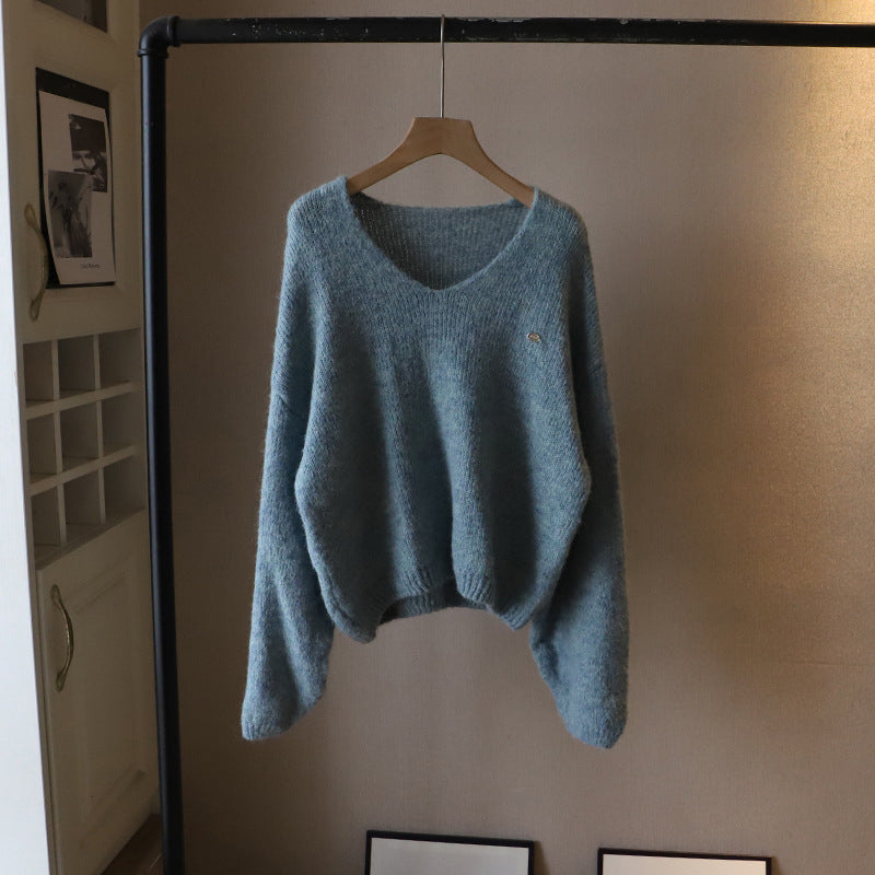 Women's ivory V-neck oversized sweater, Valentina Rossi Fiorentina cloud-soft SilkenWeave poly-blend