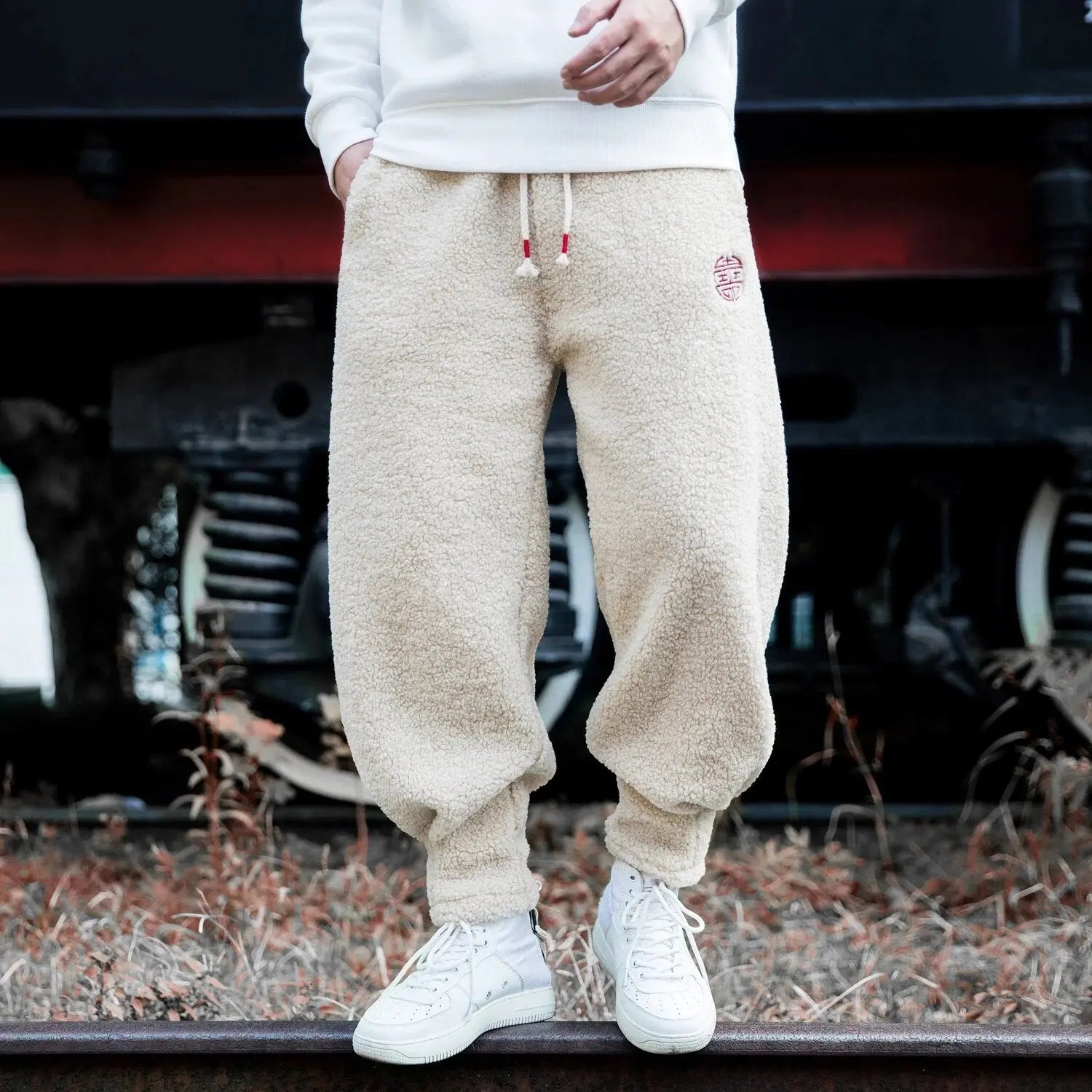 Giardino gray fleece joggers with drawcord elastic waist, eco-friendly polar fleece urban fit