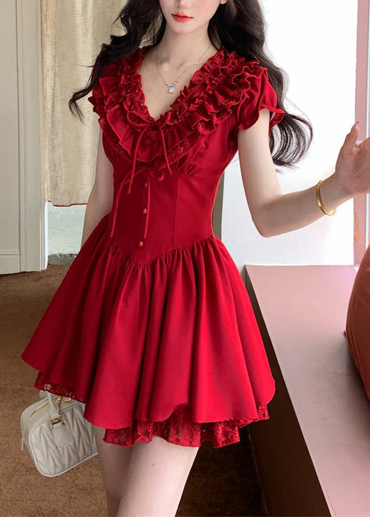 Robe mi-longue rouge à volants et col en V en coton patchwork pour l'été - Urbann-Vibe