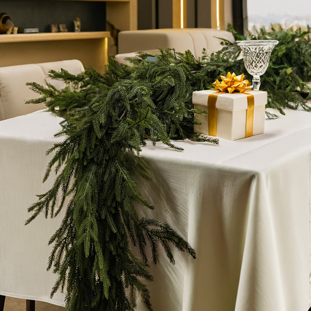 Artificial pine crowns Green Christmas table decorations - Urbann-Vibe